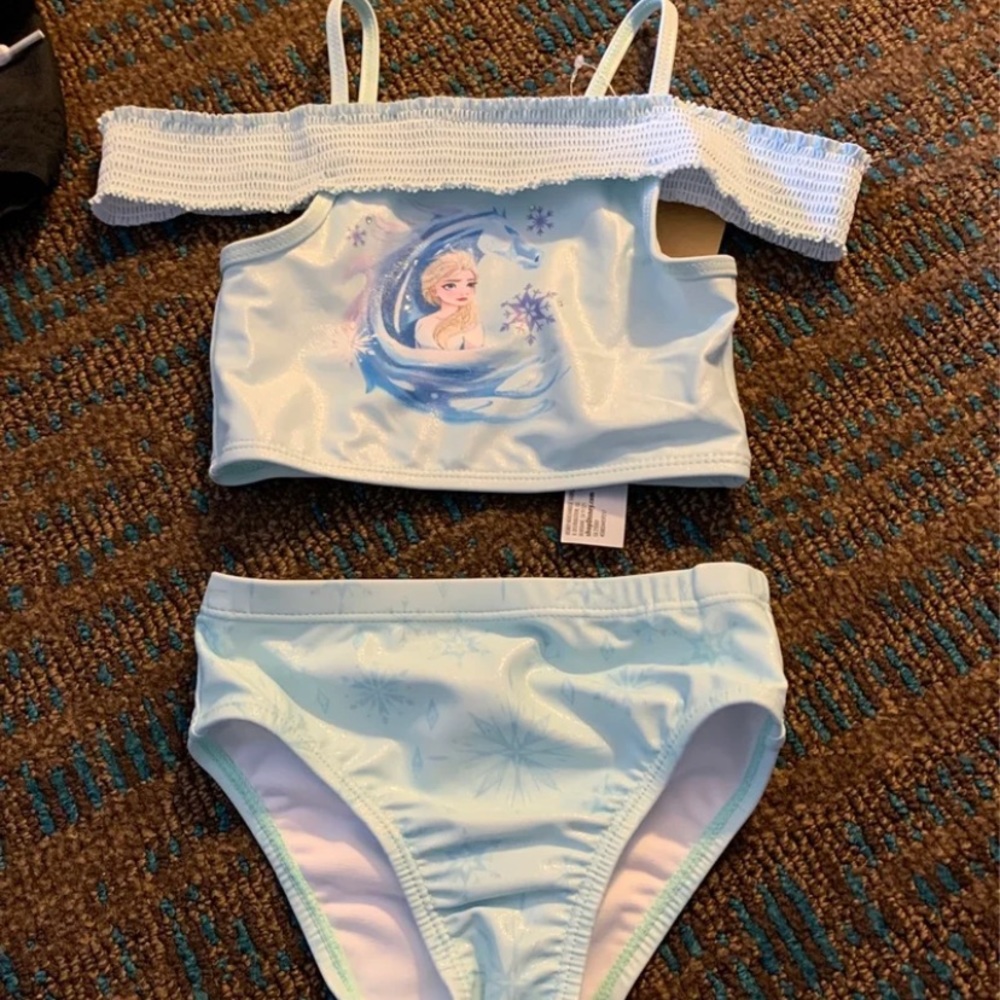 Disney frozen 2 piece swimsuit 4